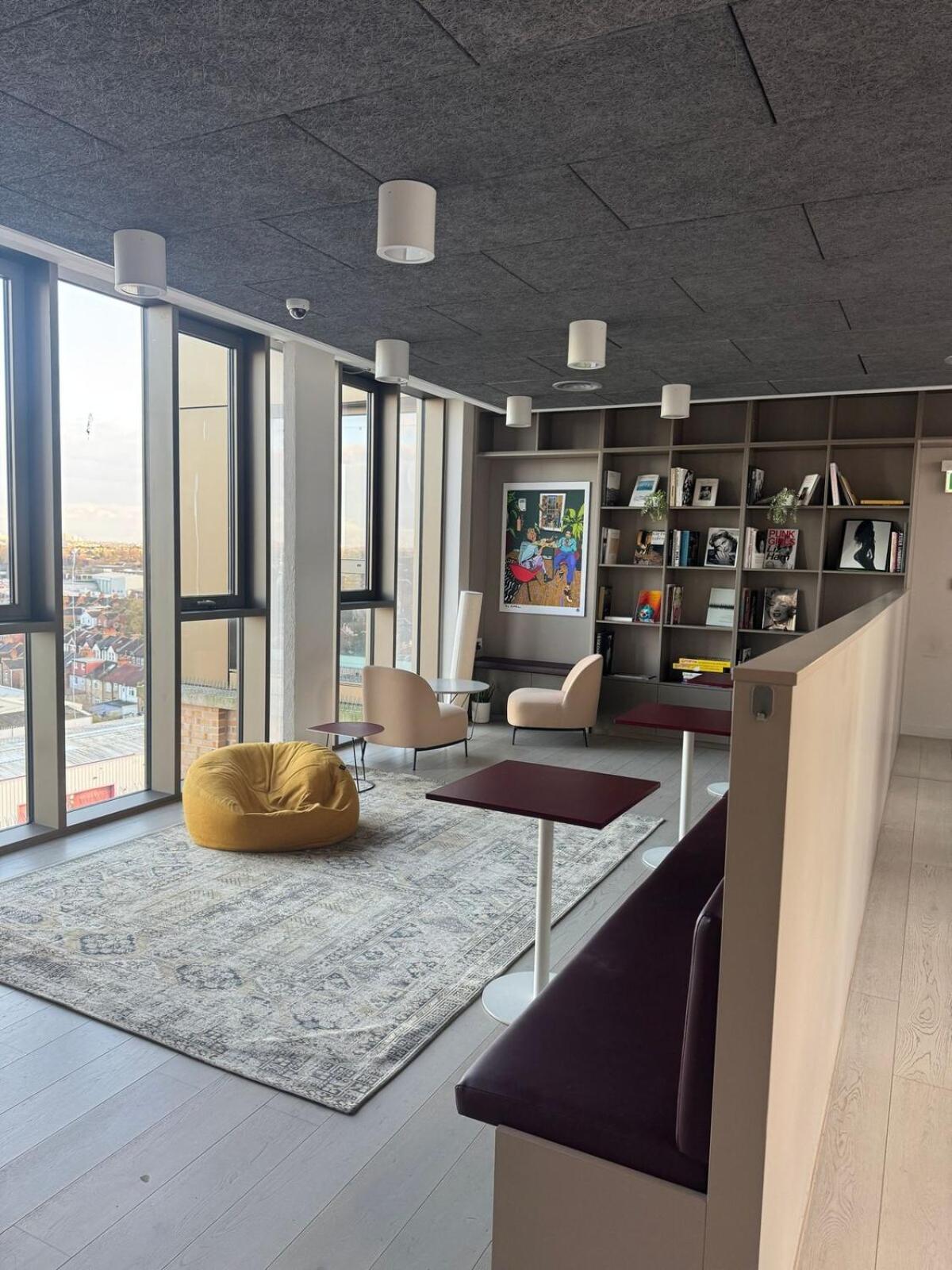 Studio In Harrow -R Экстерьер фото